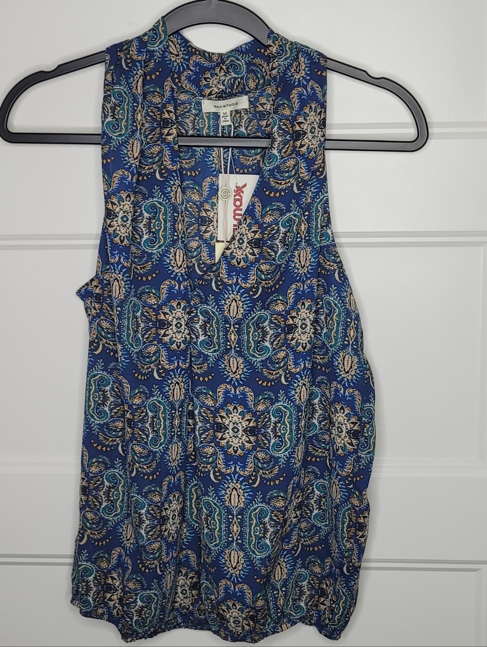 NWT Max Studio blue sleeveless top Size M